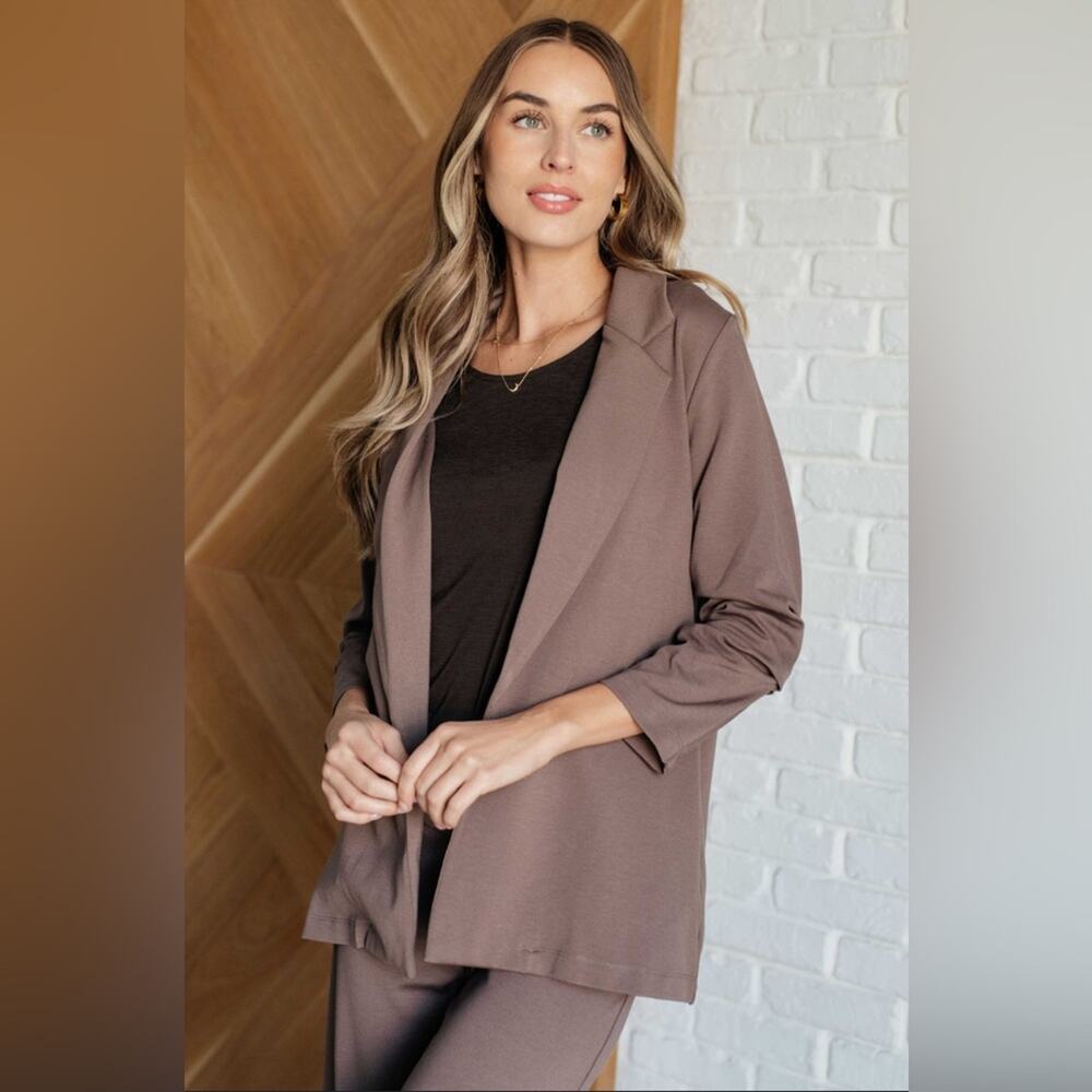 Dear Scarlett Women's Brown Blazer